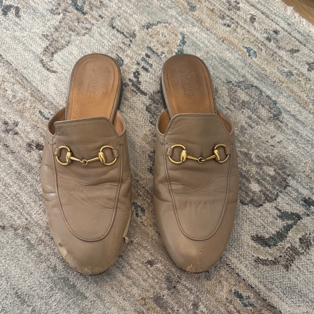 Gucci Women's Princeton Taupe Leather Mules with Gold Detail